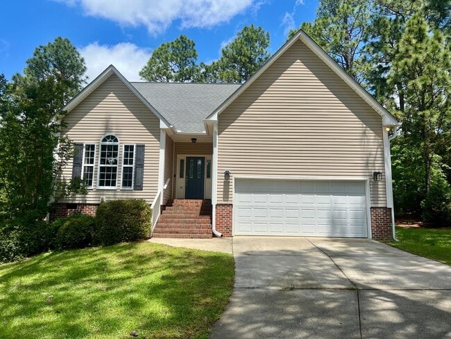 property at 36 Woodbury Ln