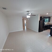 8684 Lake George Cir W in Macclenny, FL - Building Photo - Building Photo