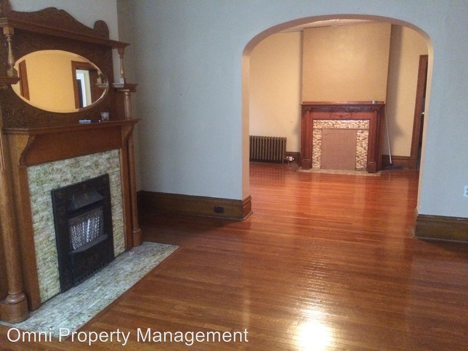 109 Cleveland Ave in Pittsburgh, PA - Building Photo