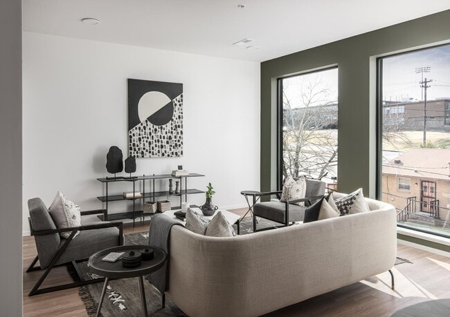 806 Olympic St in Nashville, TN - Building Photo - Building Photo