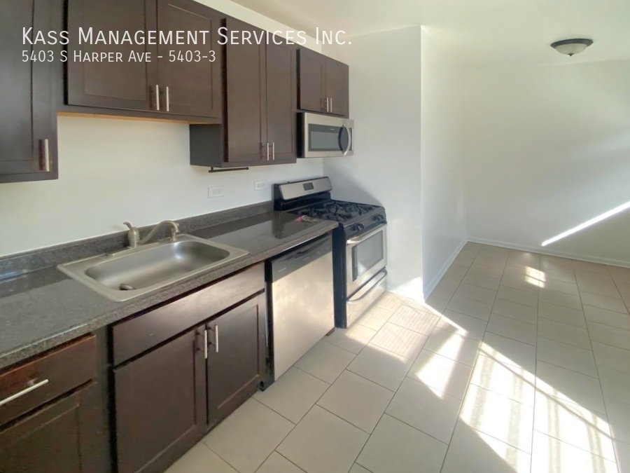 5403 S Harper Ave in Chicago, IL - Building Photo