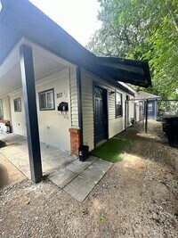 2117 Thonig Rd photo'