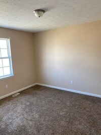 1917 S Woodland Dr photo'