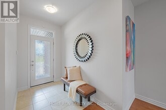 609 Triangle St in Ottawa, ON - Building Photo - Building Photo