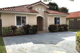 13412 SW 255th Terrace in Homestead, FL - Building Photo