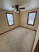 1516 E Pauline St in Appleton, WI - Building Photo - Building Photo