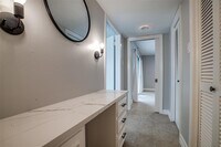 9025 Rue Cambon St photo'