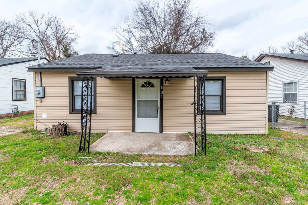 821 Forsythe St in Augusta, GA - Building Photo