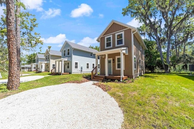 962 Alexander St in St. Augustine, FL - Building Photo - Building Photo