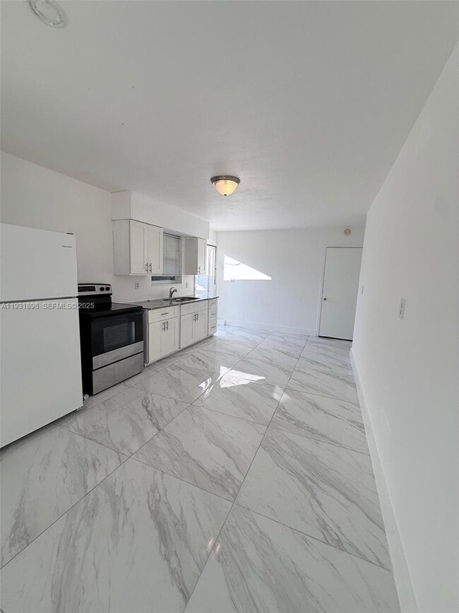 4265 SW 51st St in Fort Lauderdale, FL - Building Photo - Building Photo