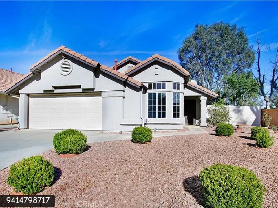 27170 Goldstone Dr in Menifee, CA - Building Photo