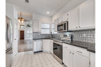 6501 Topaz Dr in Arlington, TX - Building Photo - Building Photo