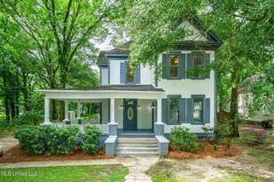 409 Southern Ave in Hattiesburg, MS - Building Photo