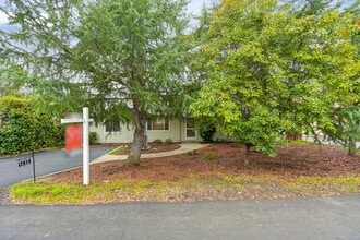 1450 Live Oak Ln in Auburn, CA - Building Photo - Building Photo