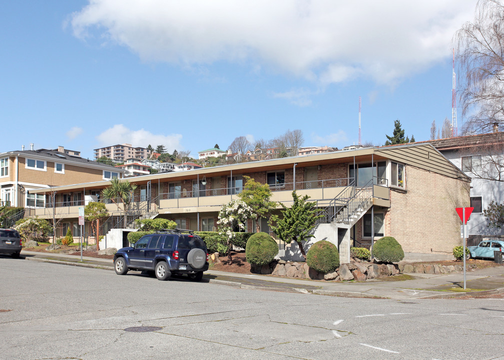 Valley Street Apartments in Seattle, WA - Building Photo