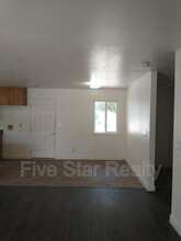 5546 Silverwood St in Marysville, CA - Building Photo - Building Photo