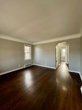 12811 Plum St in Southgate, MI - Building Photo - Building Photo