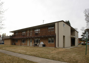 223 E Court St in Winterset, IA - Building Photo