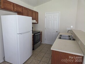 109 Clodfelter Rd in Mooresville, NC - Building Photo - Building Photo