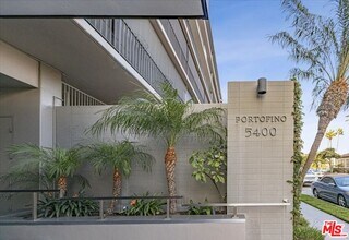 5400 E The Toledo in Long Beach, CA - Building Photo - Building Photo