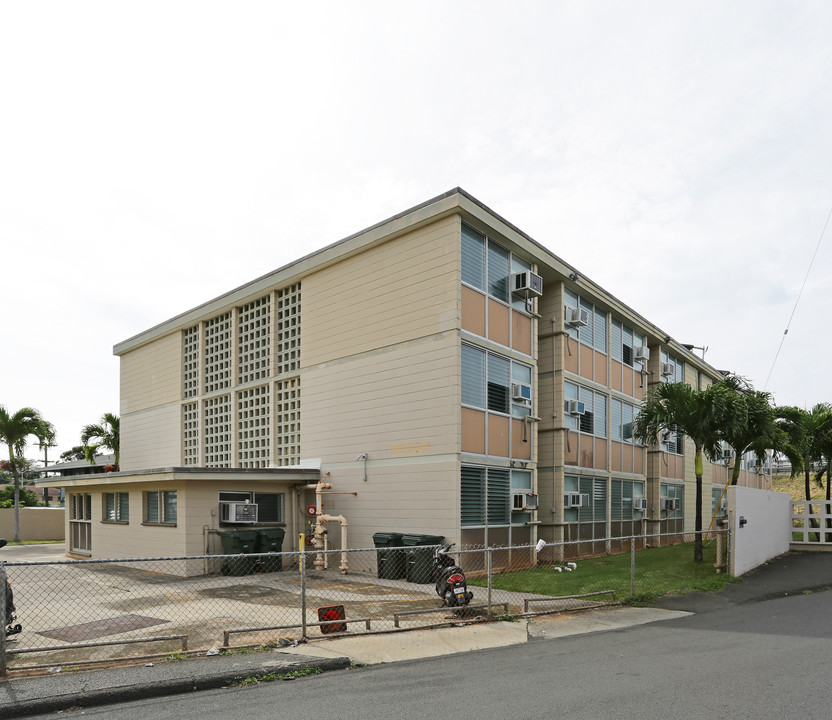 Hale Anuenue in Honolulu, HI - Foto de edificio