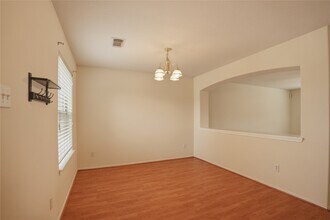 630 Kiley Dr in Houston, TX - Building Photo - Building Photo