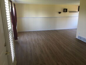 3845 Emory Trail in Oak Harbor, WA - Building Photo - Building Photo