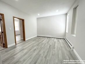 168 Gove St, Unit 1 in Boston, MA - Building Photo - Building Photo