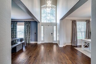 4621 Hinton Dr in Plano, TX - Foto de edificio - Building Photo