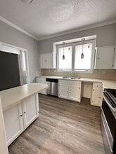 208 Forest View Ct in Winston-Salem, NC - Building Photo - Building Photo