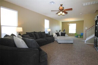 2705 Overton St in Round Rock, TX - Building Photo - Building Photo