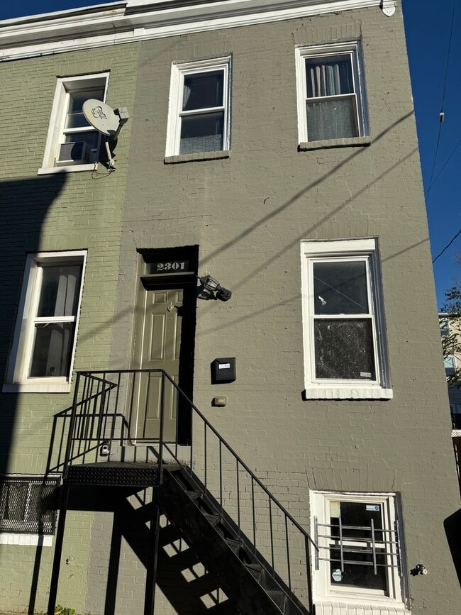 property at 2301 Hunter St