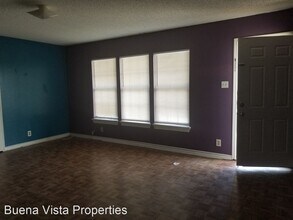 1002 Southwalk St in Georgetown, TX - Building Photo - Building Photo