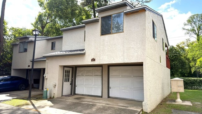 property at 1315 Airport Dr
