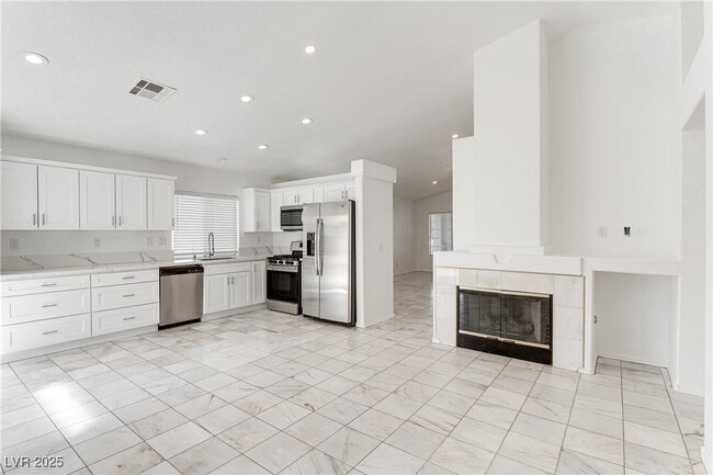 property at 52 Tanglewood Dr
