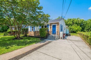 5010 Sheridan St in Riverdale Park, MD - Building Photo