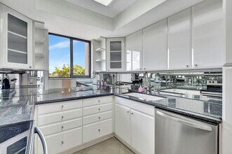 6372 La Costa Dr in Boca Raton, FL - Building Photo - Building Photo