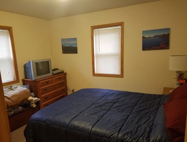 5119 Winona Falls Rd in East Stroudsburg, PA - Building Photo - Building Photo