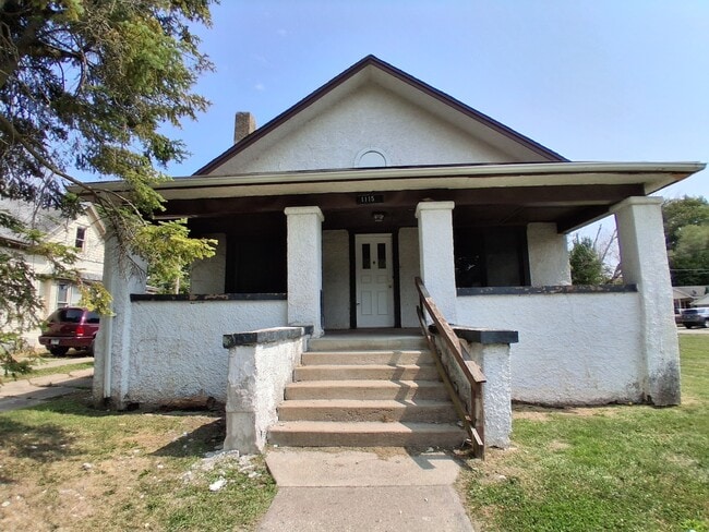 property at 1115 Harmon St