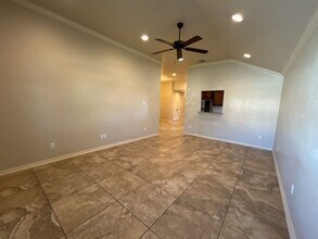 5800 Luminous Ln in Killeen, TX - Building Photo - Building Photo