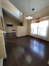 1364 Milano Dr in West Sacramento, CA - Building Photo - Building Photo