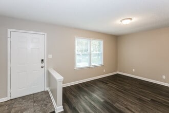 7608 Morgense Pl in Charlotte, NC - Foto de edificio - Building Photo