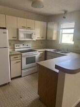 6801 Willowbrook Dr in Fayetteville, NC - Building Photo - Building Photo