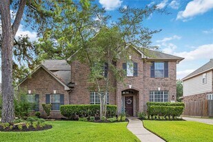 13611 Delacey Ln in Cypress, TX - Building Photo