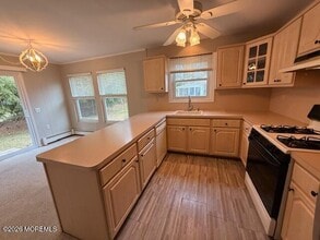 19 Lyford Ct in Toms River, NJ - Building Photo - Building Photo