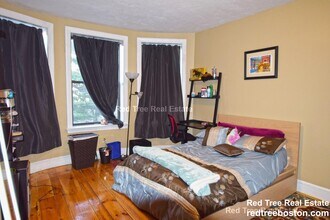 17 Highgate St, Unit 6 in Boston, MA - Foto de edificio - Building Photo