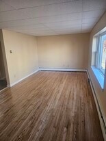 834 Patrick Ln, Unit 102 in Newry, PA - Building Photo