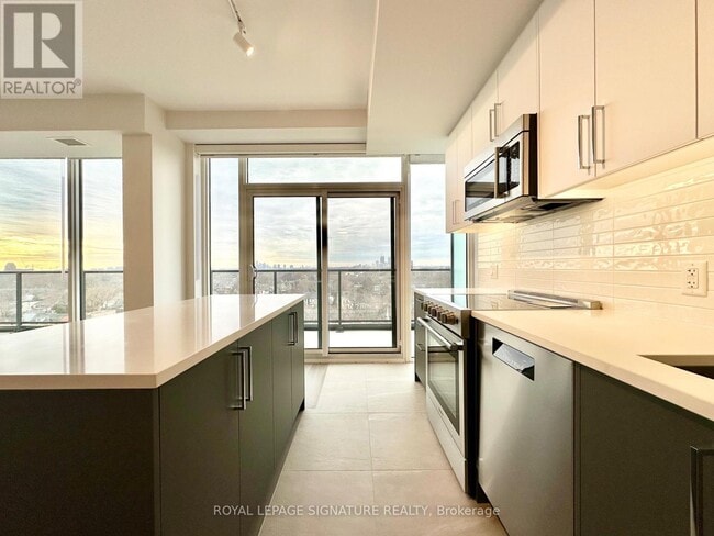 664 Spadina Ave. in Toronto, ON - Building Photo - Building Photo