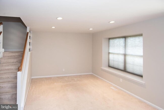 property at 652 Longwood Rd