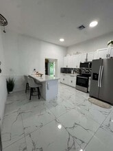25 NW 193rd St in Miami, FL - Building Photo - Building Photo